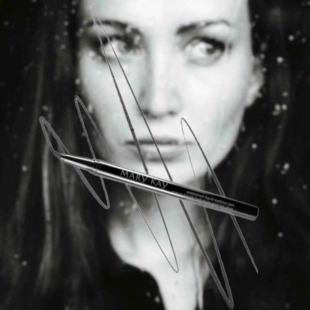 Intense Black Waterproof Eyeliner Pen - Mary Kay